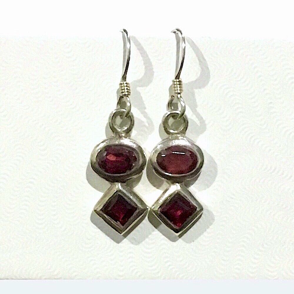 Vintage Red Garnet Sterling Silver Drop Earrings